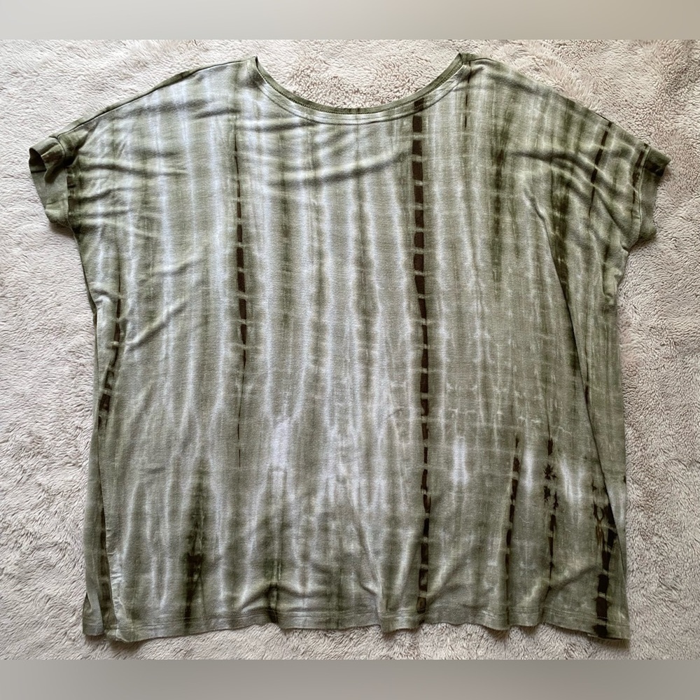 PIKO Tops Bundle of 2 💕 - Picture 5 of 9